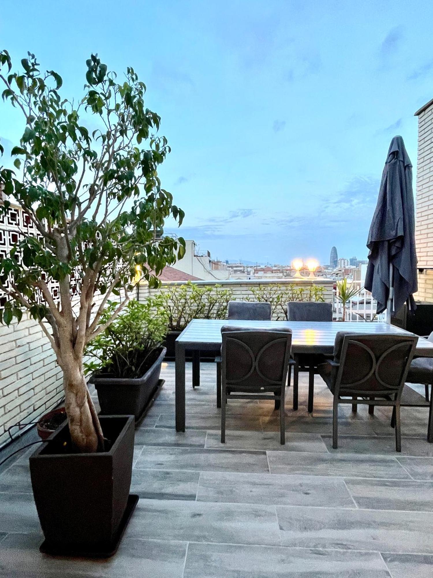 Apartament Spacious Penthouse With Big Private Terrace & View Barcelona