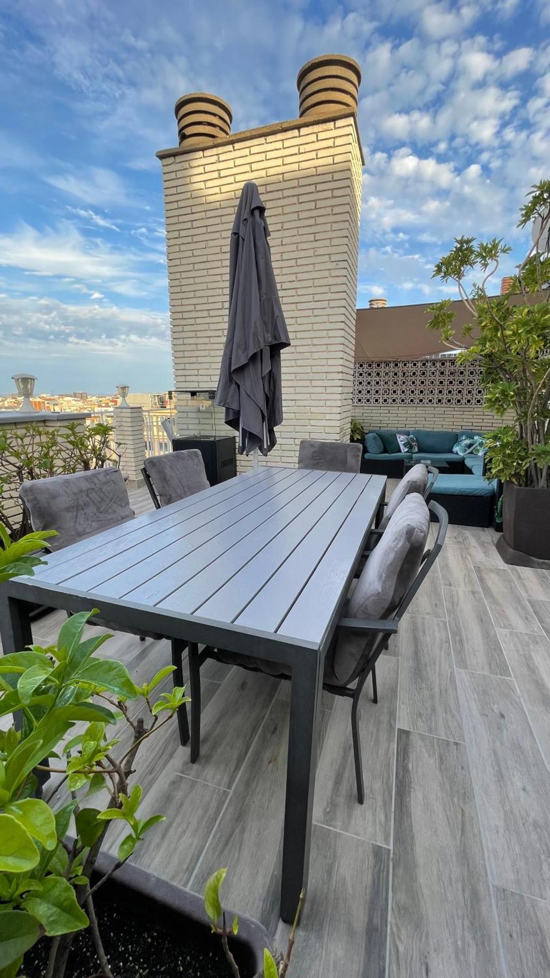 Spacious Penthouse With Big Private Terrace & View Apartament Barcelona