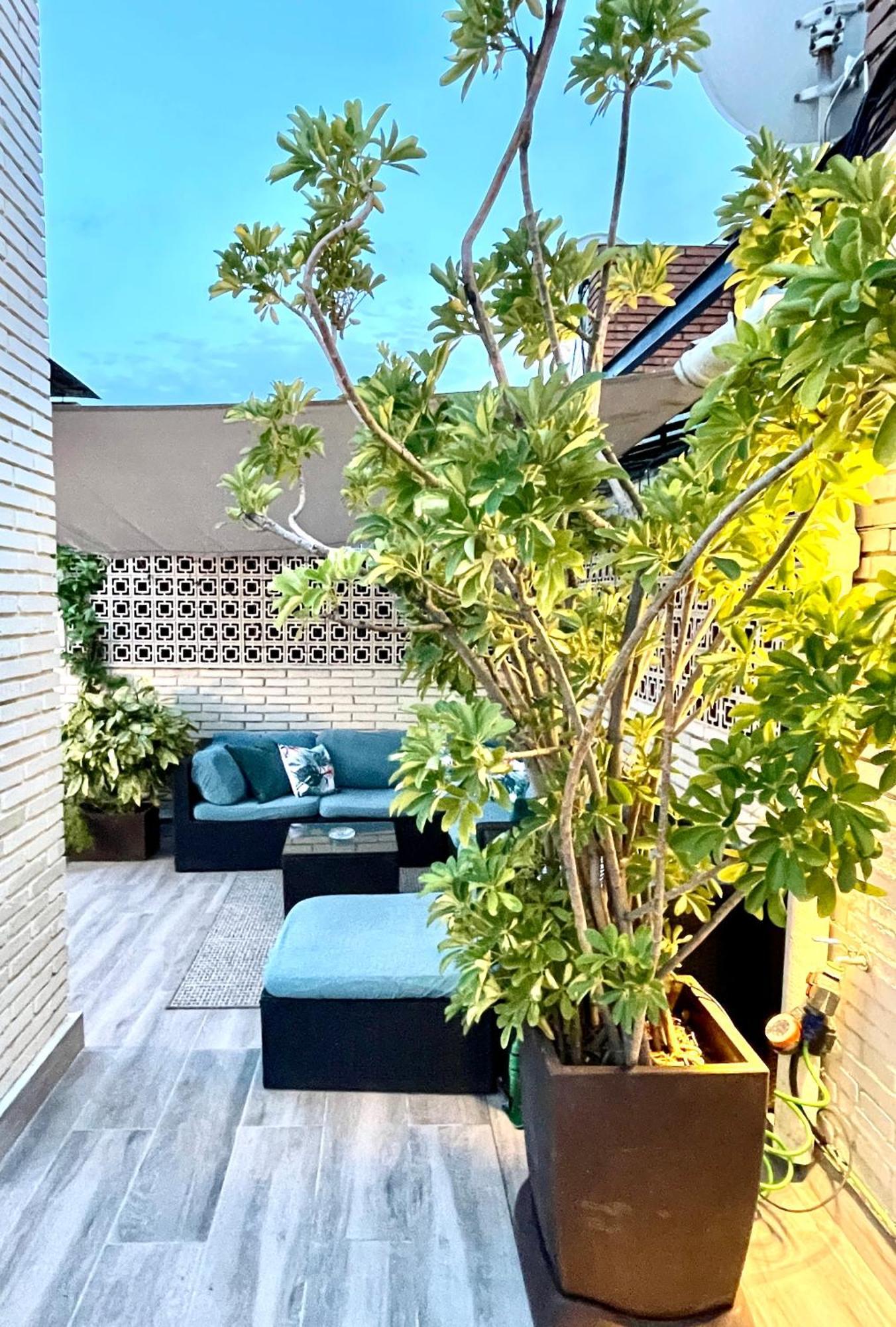 Spacious Penthouse With Big Private Terrace & View Apartament Barcelona